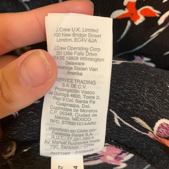 Madewell Drifting Flowers Rhyme Top V Neck in Tossed Floral True Black Sz S - Picture 7 of 10